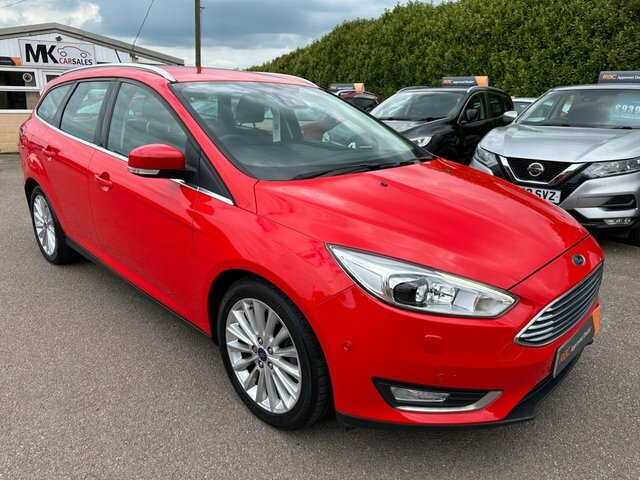 Ford Focus 2017 1.5 Tdci Titanium X Estate WU17CAV Red #4