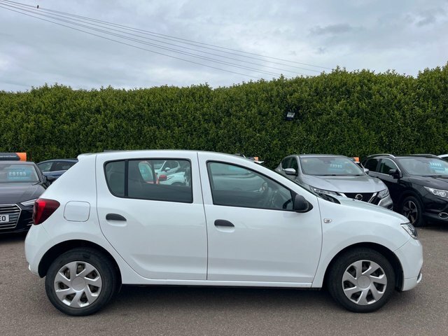 Dacia Sandero 2017 1.0 Sce Ambiance Hatchback KM67HFT White #2