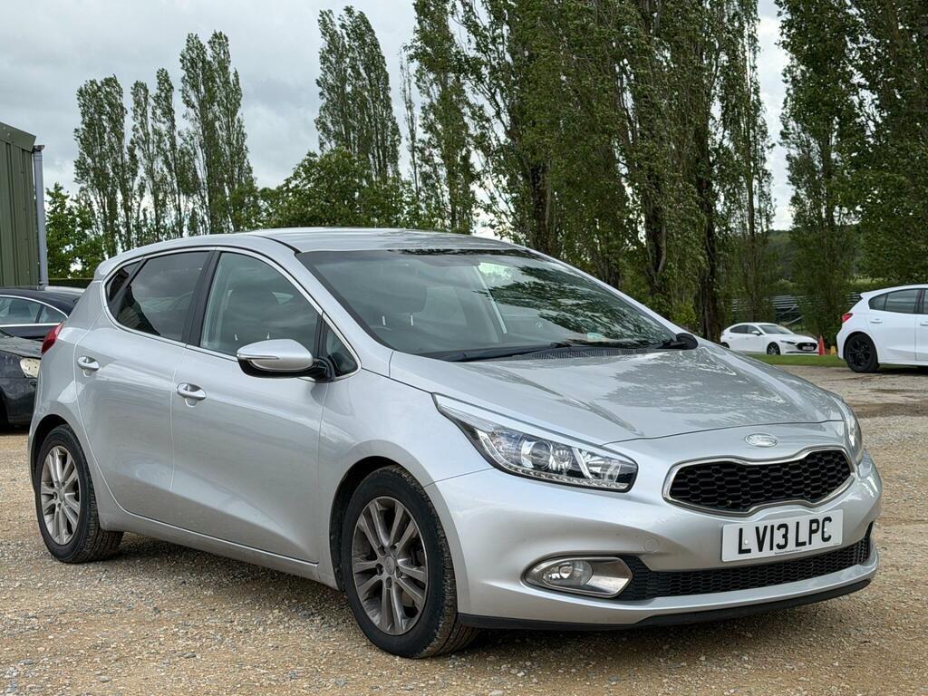 Kia Ceed 1.6 Crdi Ecodynamics 3 Euro 5 Ss Silver