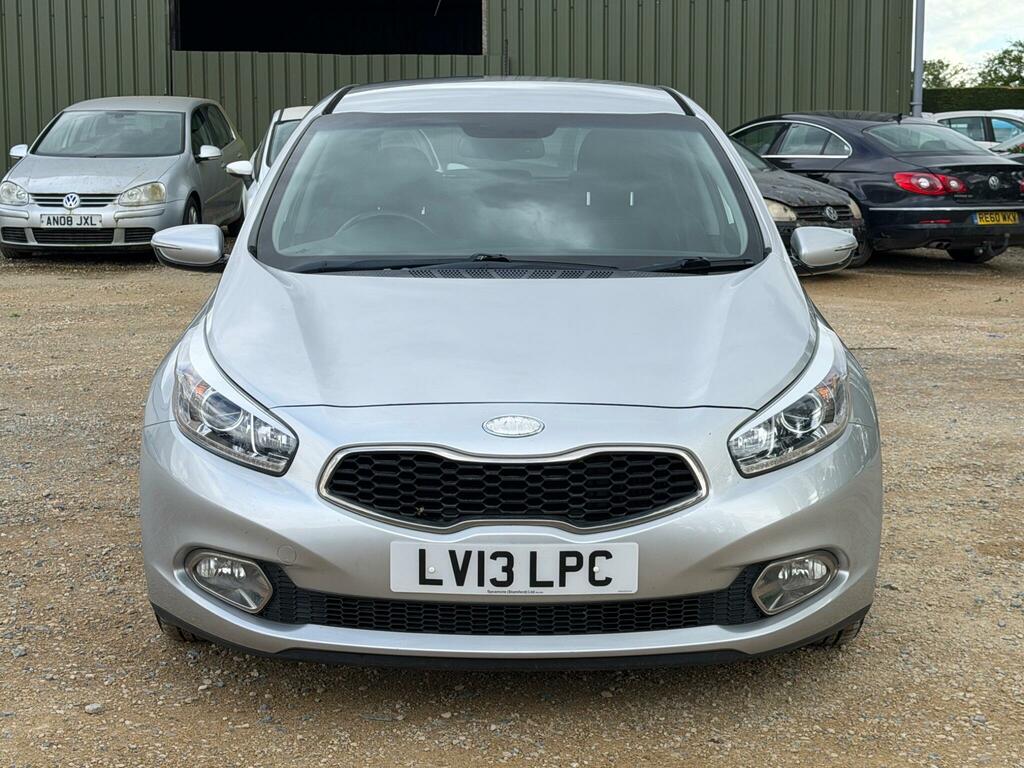 Kia Ceed 1.6 Crdi Ecodynamics 3 Euro 5 Ss Silver #3