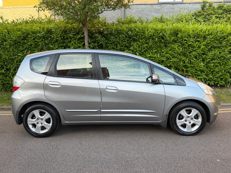 Honda Jazz I-vtec Es HJ10SRU Silver #5