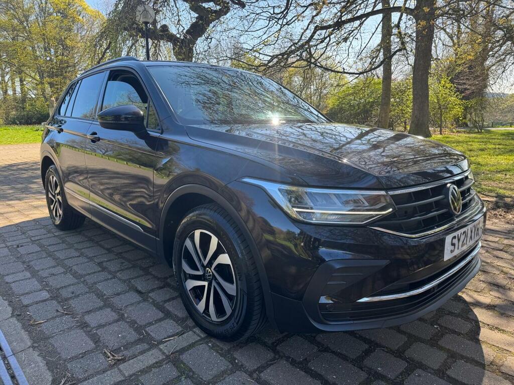 Volkswagen Tiguan 2.0 Tdi Active Dsg Euro 6 Ss SY21XYR Black #4