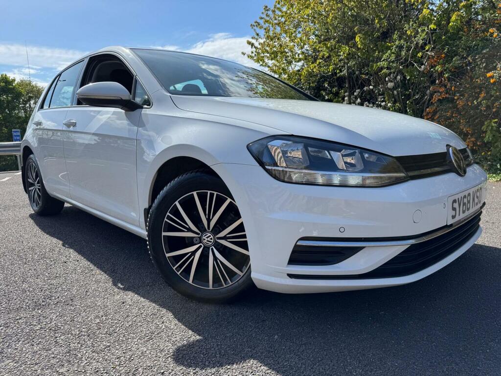 Volkswagen Golf 1.6 Tdi Se Nav Euro 6 Ss White