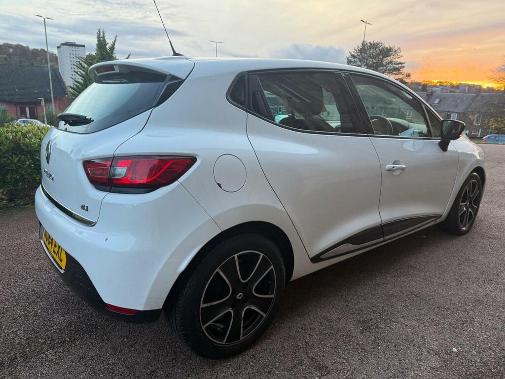 Renault Clio 1.5 Dci Dynamique Medianav Euro 5 Ss NU64EXC White #3
