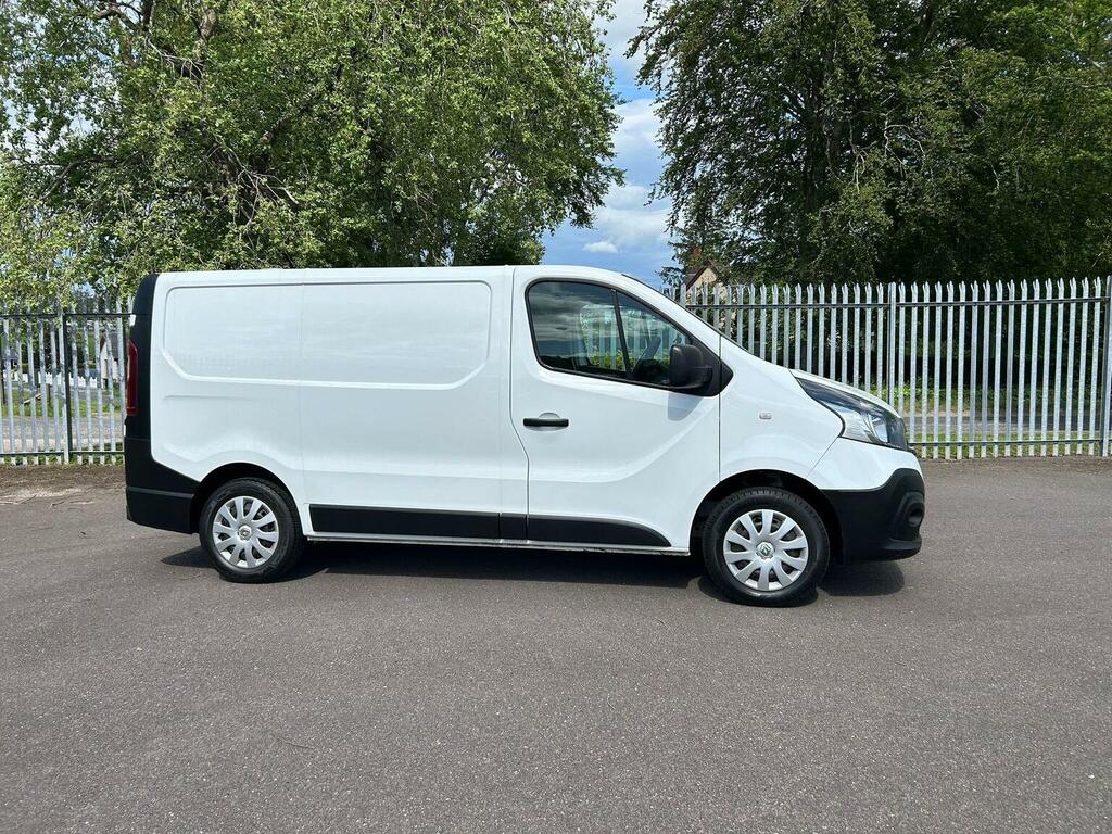 Renault Trafic 1.6 Dci 27 Business Swb Standard Roof Euro 6 SW68OBR White #3