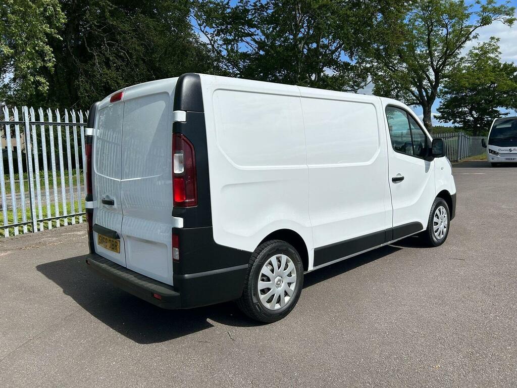 Renault Trafic 1.6 Dci 27 Business Swb Standard Roof Euro 6 SW68OBR White #4