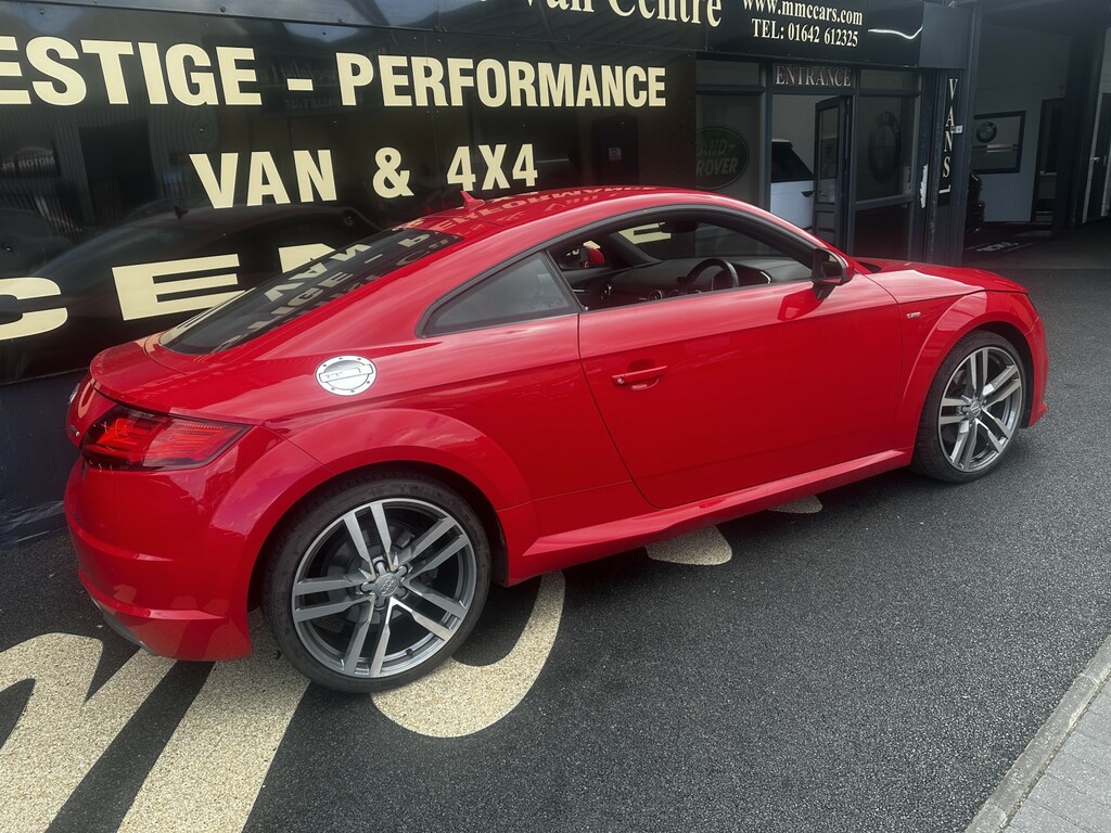 Audi TT Coupe 2.0 Tfsi S Line 201616 BU16AWF Red #4