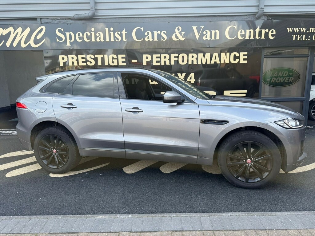 Jaguar F-Pace Suv 2.0 D180 Chequered Flag 202020 Grey