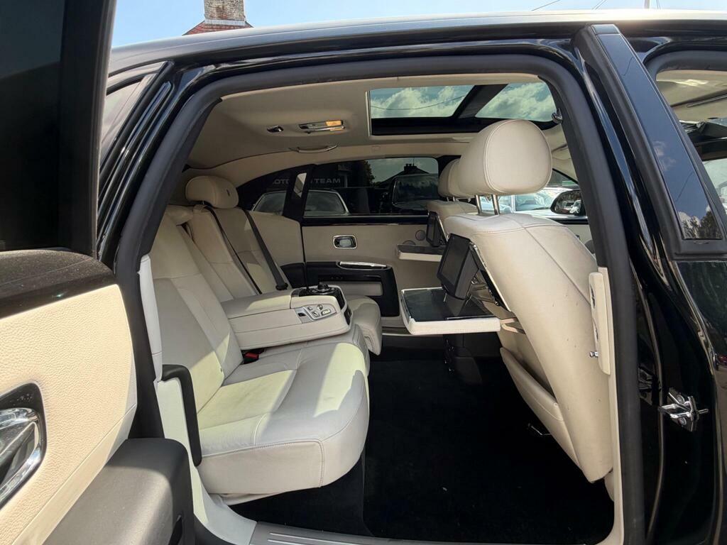 Rolls-Royce Ghost Petrol  #14