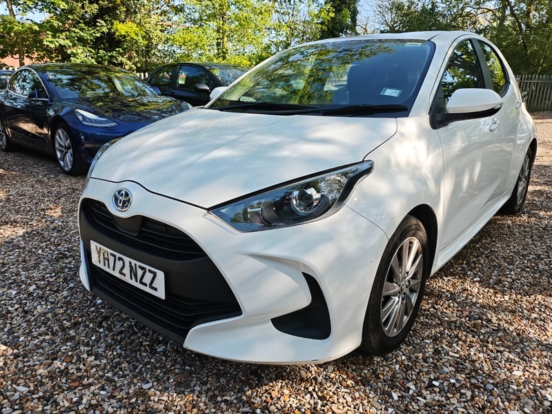 Toyota Yaris Icon YH72NZZ White #5