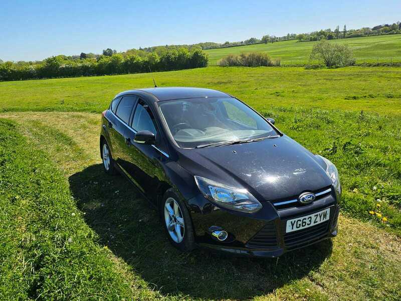 Ford Focus Zetec Black #5
