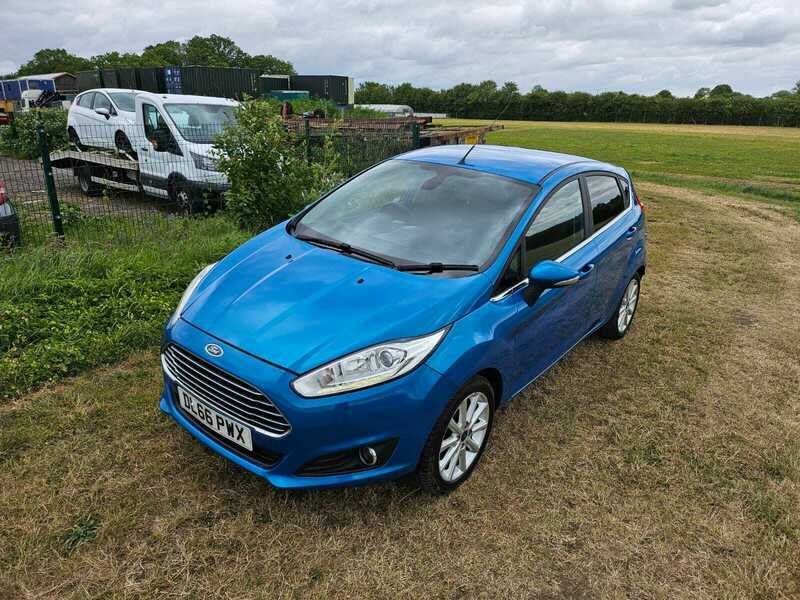 Ford Fiesta Titanium Blue #2