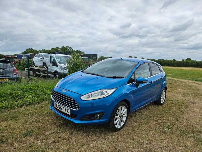 Ford Fiesta Titanium Blue #3