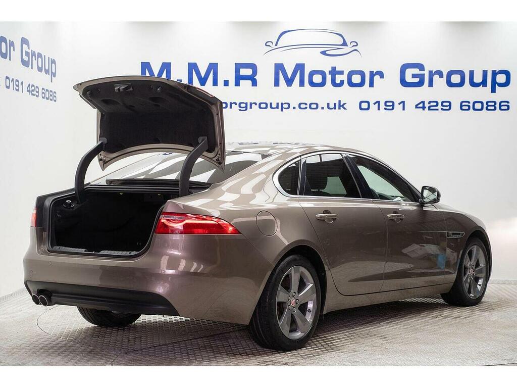 Jaguar XF 2.0D Portfolio Euro 6 Ss FX16GUJ Brown #4