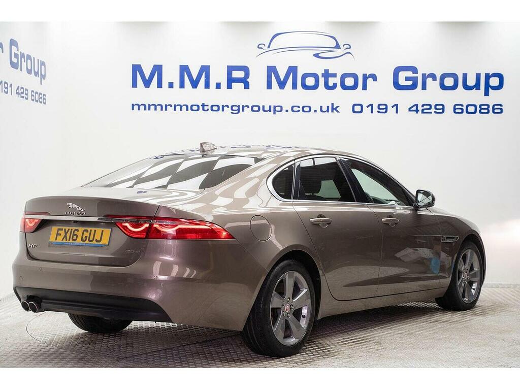 Jaguar XF 2.0D Portfolio Euro 6 Ss FX16GUJ Brown #5