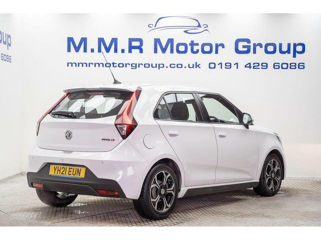 MG MG3 1.5 Vti-tech Exclusive Nav Euro 6 Ss YH21EUN White #5