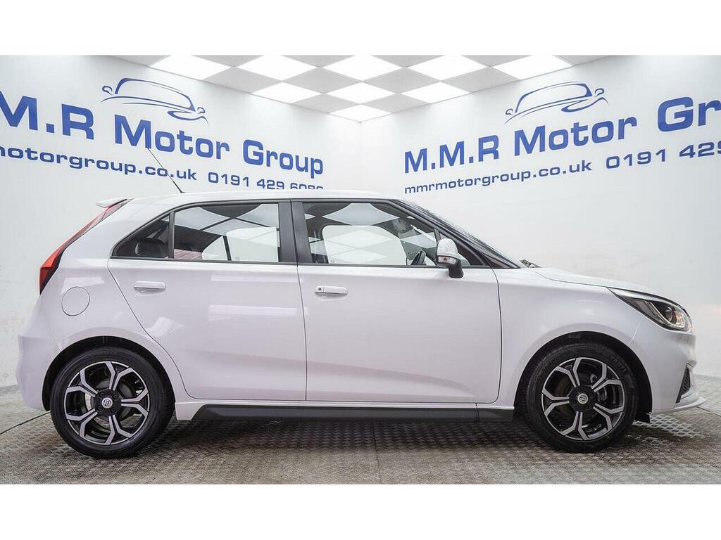 MG MG3 1.5 Vti-tech Exclusive Nav Euro 6 Ss YH21EUN White #3