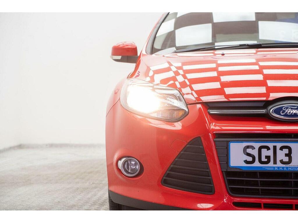 Ford Focus 1.6 Tdci Zetec Euro 5 Ss Red