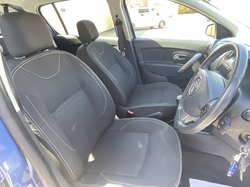 Dacia Sandero Other Hatchback 2012 - 2016 2015 Black #9
