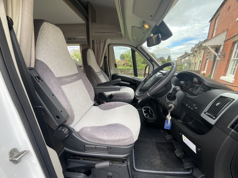 Peugeot Elddis Majestic 255 Silver #4