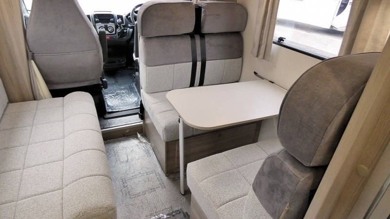 Peugeot Elddis Majestic 255 Silver #16