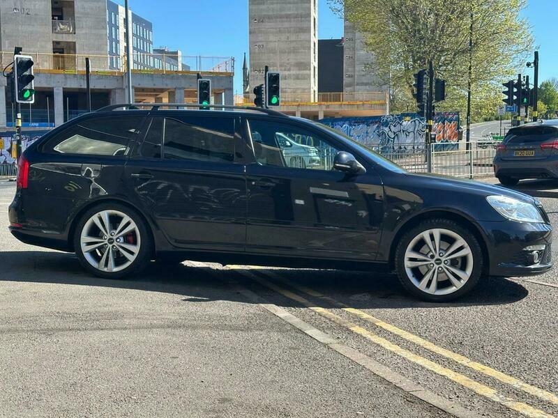 Skoda Octavia 2.0 Tfsi Vrs Dsg Black #5