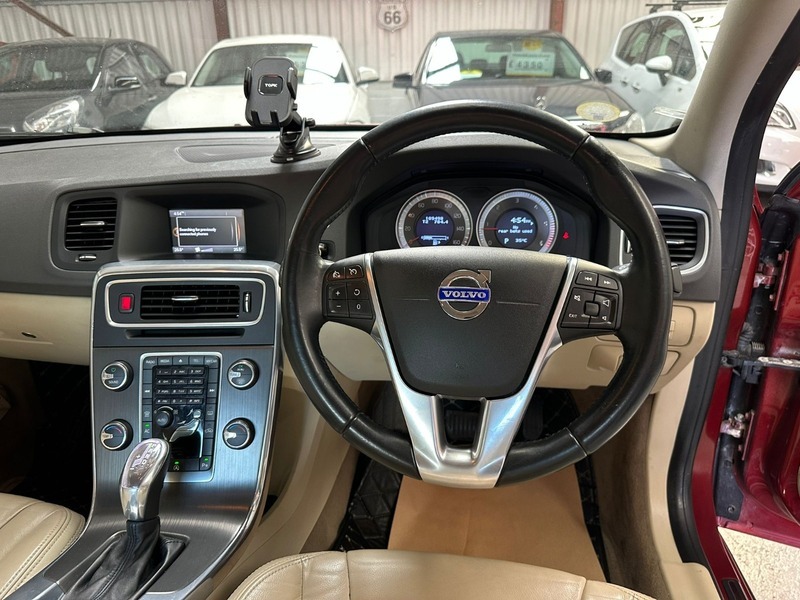 Volvo S60 1.6D Drive Se Saloon Blue #21