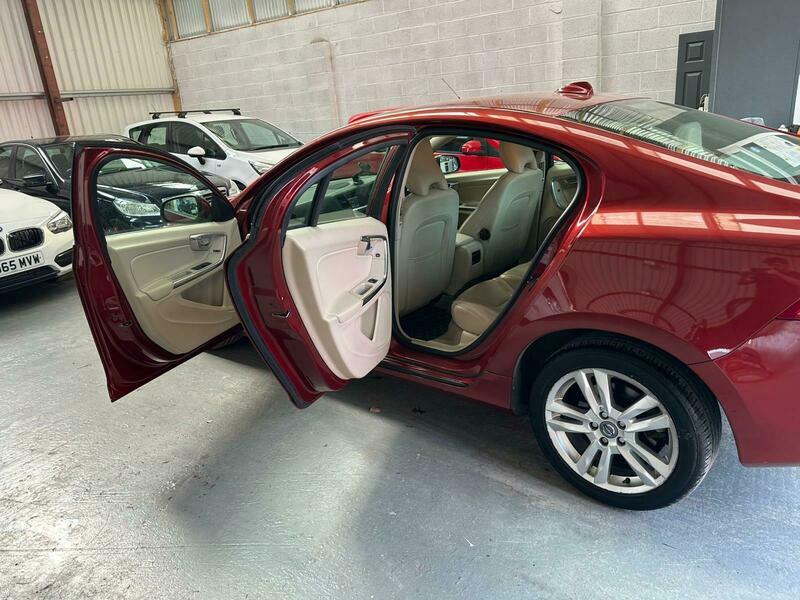 Volvo S60 1.6D Drive Se Saloon Blue #13