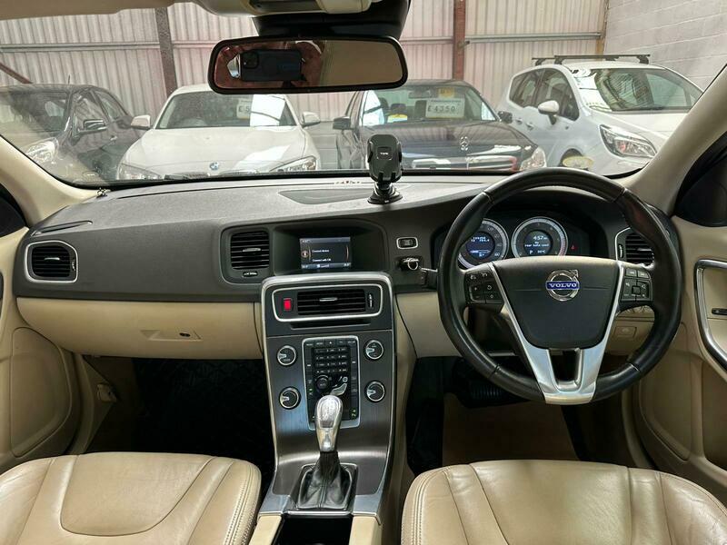 Volvo S60 1.6D Drive Se Saloon Blue #19