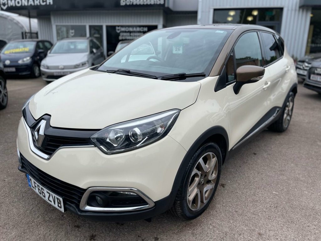 Renault Captur 1.5L Iconic Nav White