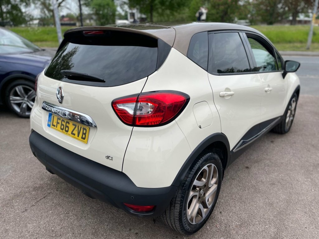 Renault Captur 1.5L Iconic Nav LF66ZVB White #5