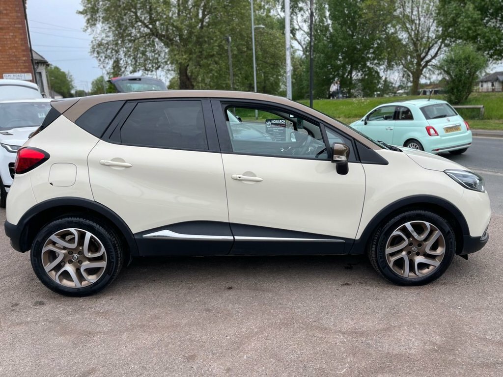 Renault Captur 1.5L Iconic Nav LF66ZVB White #4