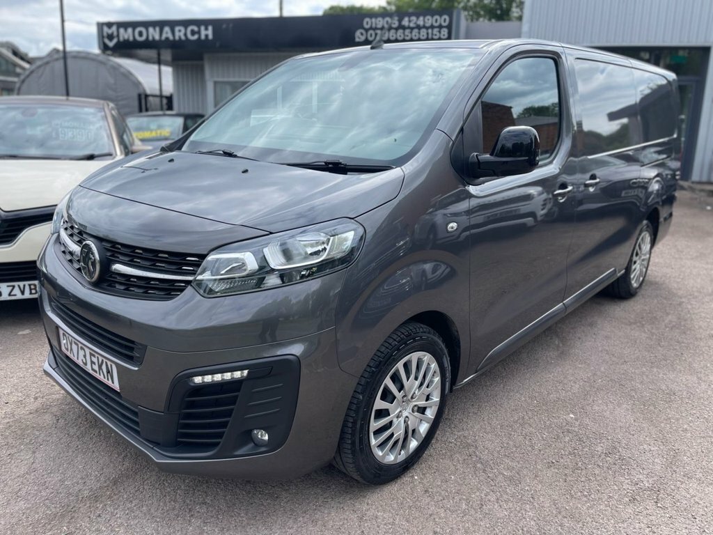 Vauxhall Vivaro 2L Pro 6Dr Grey