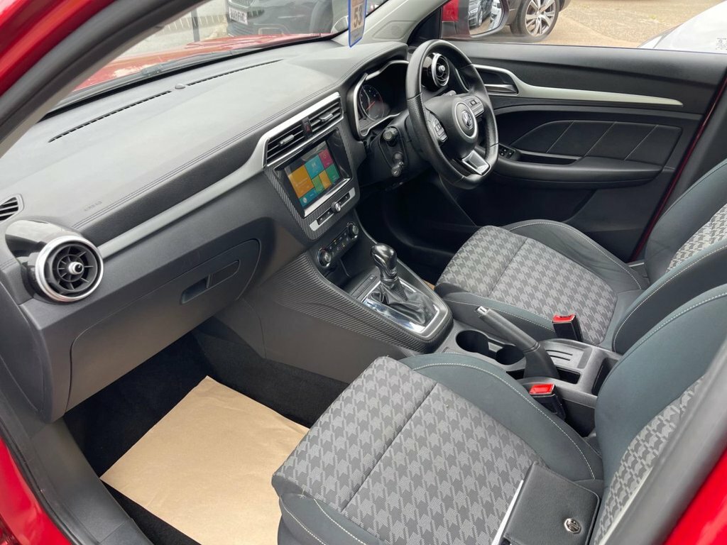 MG ZS 1L Excite SV70XAD Red #6
