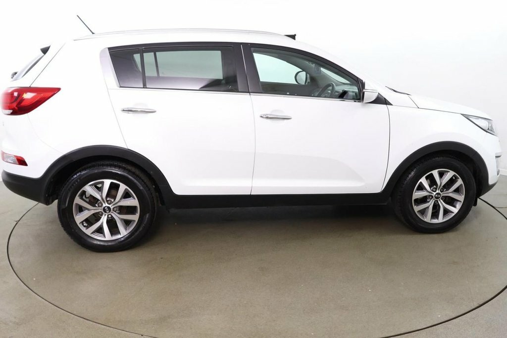 Kia Sportage 1.7L 2 White #4