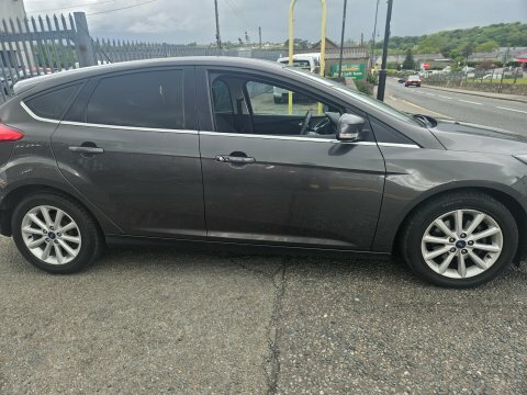 Ford Focus Titanium Grey #3