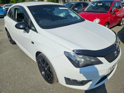 Seat Ibiza Tsi Fr Black KR64VVX White #2