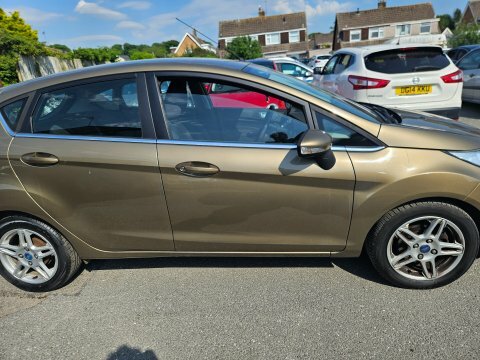 Ford Fiesta Zetec FD62AEK Brown #3