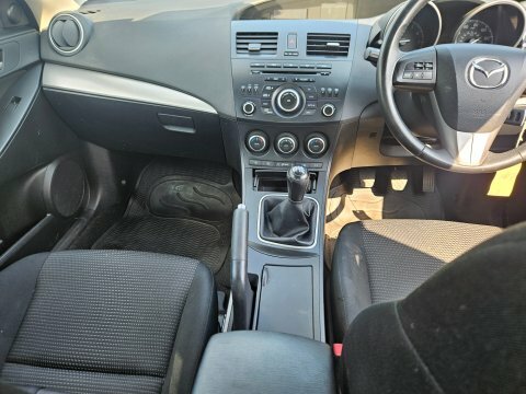 Mazda 3  Silver #13