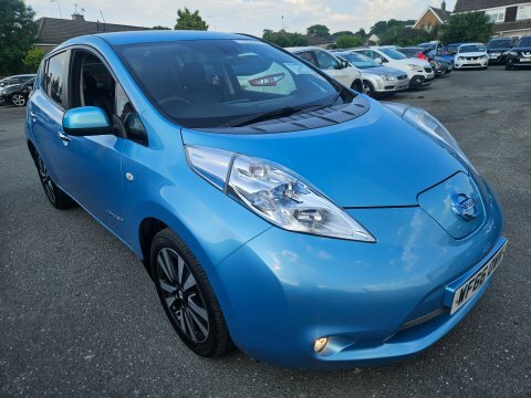 Nissan Leaf Tekna Blue #2