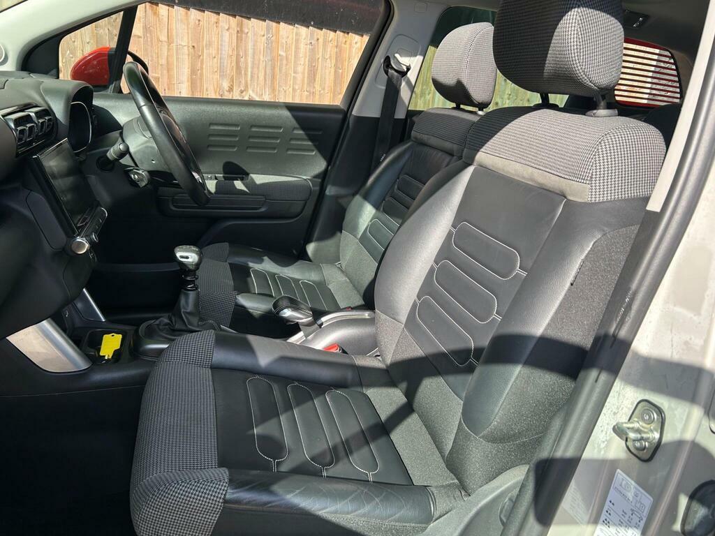 Citroen C3 Aircross 1.2 Puretech Flair Euro 6 S S Beige #4