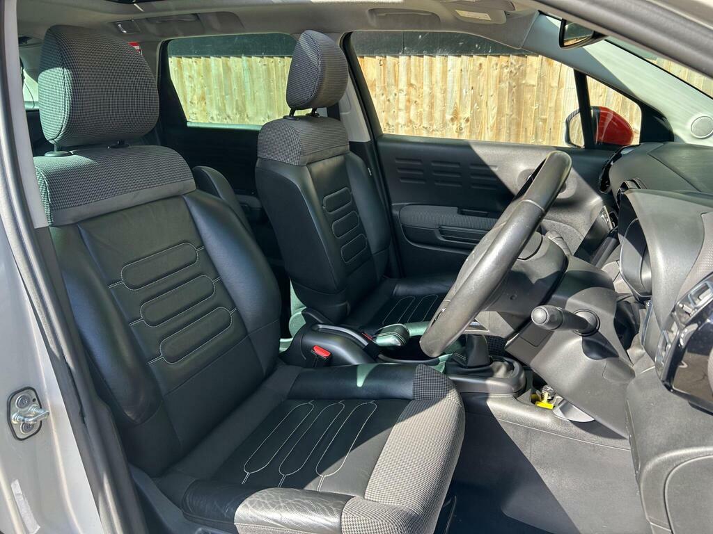 Citroen C3 Aircross 1.2 Puretech Flair Euro 6 S S Beige #3