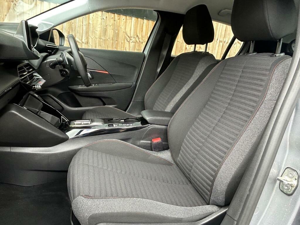 Peugeot 208 1.2 Puretech Active Premium Eat Euro 6 S S EK22YNG Grey #4