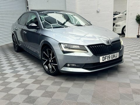 Skoda Superb 1.5 Tsi Act Grey