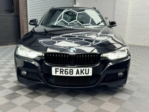 BMW 3 Series 2.0 320I M FR68AKU Black #3