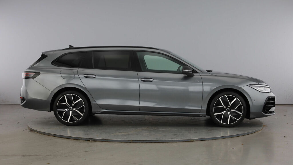 Volkswagen Passat Etsi Mhev R-line Dsg Euro 6 5-Door WN75VXP #4