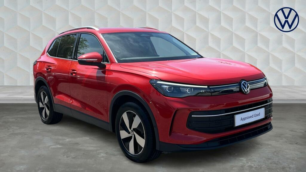 Volkswagen Tiguan 2.0 Tdi Match Dsg Euro 6 5-Door Red