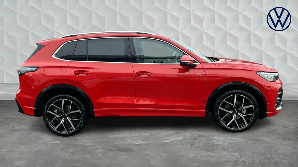 Volkswagen Tiguan Etsi Mhev R-line Dsg Euro 6 5-Door WU75HRG Red #4