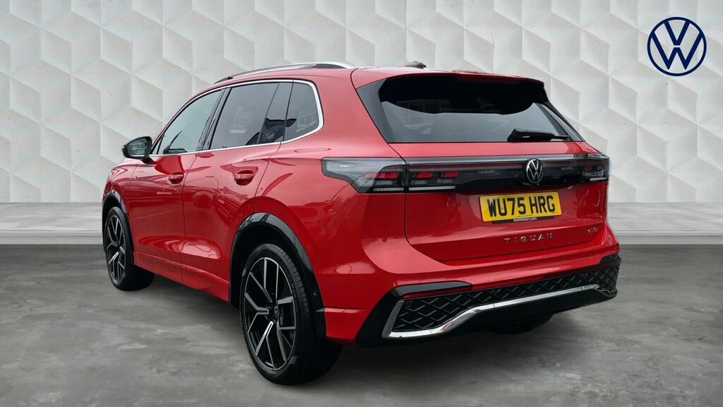 Volkswagen Tiguan Etsi Mhev R-line Dsg Euro 6 5-Door WU75HRG Red #3