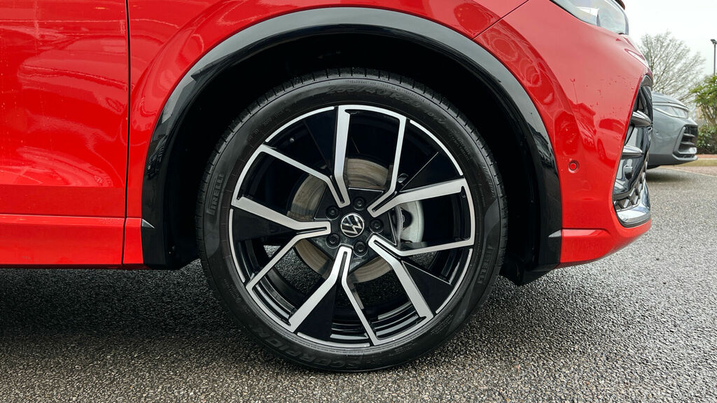 Volkswagen Tiguan Etsi Mhev R-line Dsg Euro 6 5-Door WU75HRG Red #5